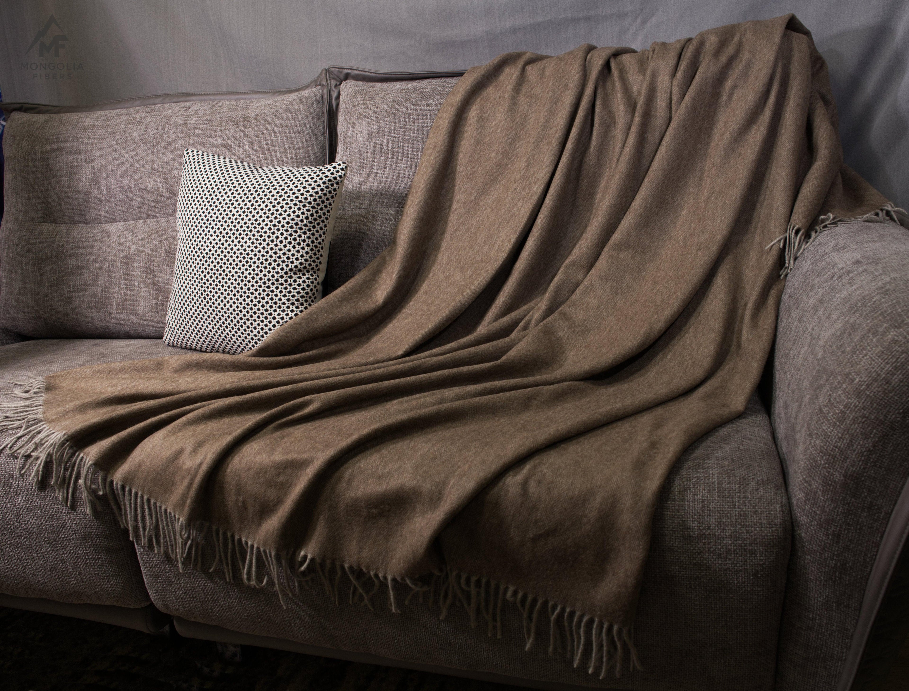 Yak Down Throw - Beige Herringbone